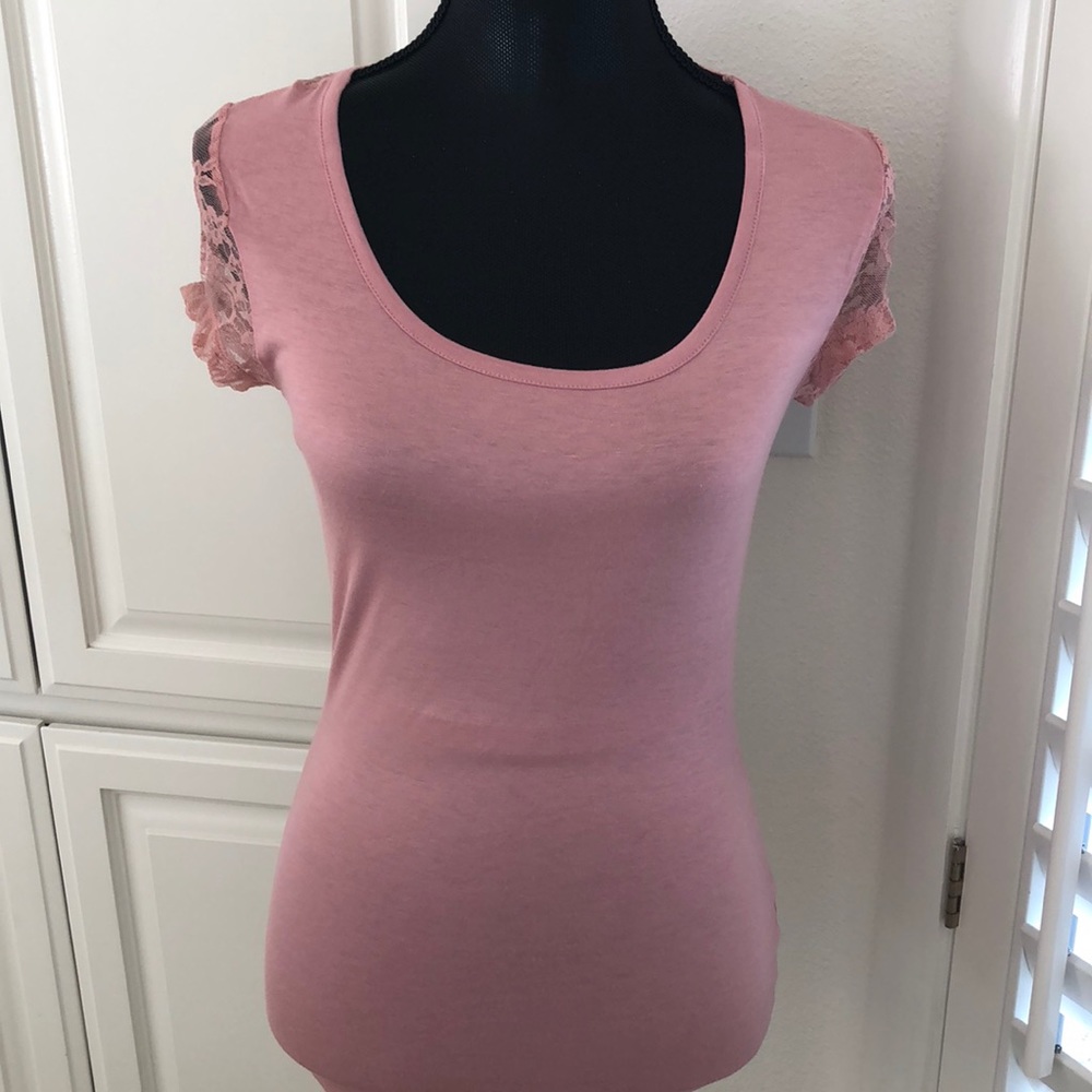 Ladies Lace back shirt